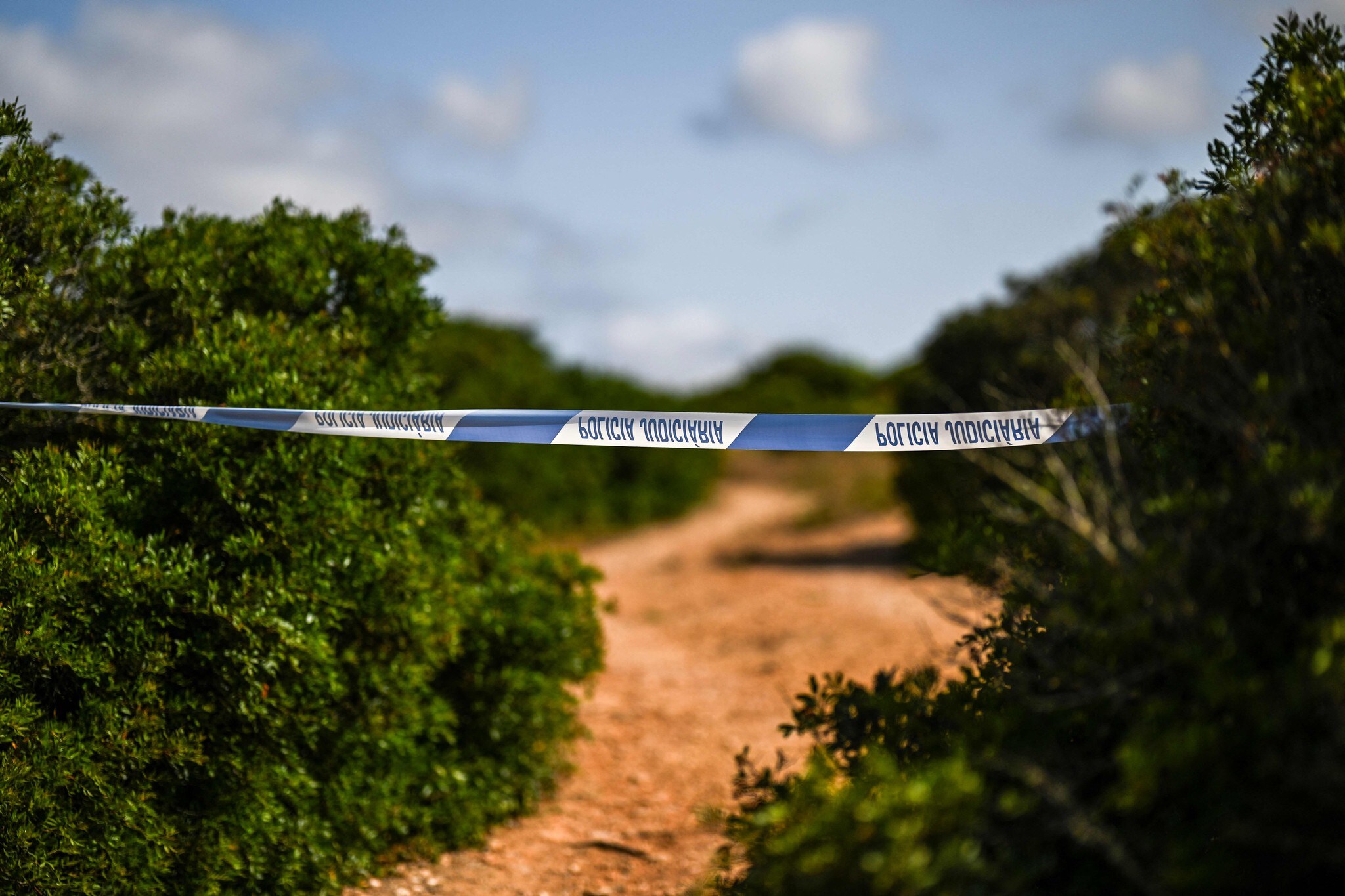 Das Gebiet wurde weiträumig abgesperrt. (Bild: AFP/PATRICIA DE MELO MOREIRA) Das Gebiet wurde weiträumig abgesperrt. (Bild: AFP/PATRICIA DE MELO MOREIRA)