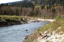 Im Unterlauf der Enns wurde der Hochwasserschutz schon vor eineinhalb Jahren verbessert. (Bild: Land Salzburg / Franz Neumayr)