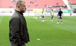 Sorgenfalten bei Austria-Gesellschafter Zeljko Karajica