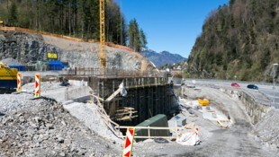 Auf der Baustelle in Feldkirch sind die Arbeiten bereits voll im Gange.