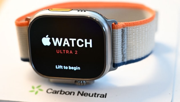 Apple bewirbt mehrere Modelle seiner Apple Watch seit 2023 als „CO2-neutral“. 