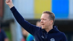 Trainer Christoph Meier (hier noch als Deutschlandsberg-Coach) muss mit Wildon aus der 3. Liga ...
