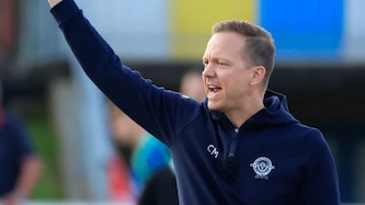 Trainer Christoph Meier (hier noch als Deutschlandsberg-Coach) muss mit Wildon aus der 3. Liga absteigen (Bild: GEPA)