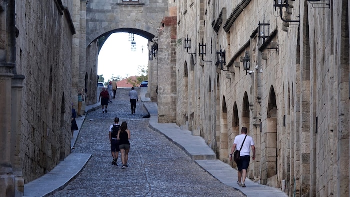 Eine Gasse auf Rhodos