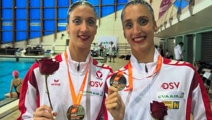 Anna-Maria und Eirini-Marina Alexandri holten in Funchal EM-Gold im Technik-Bewerb. (Bild: Österreichischer Schwimmverband/Walter Bär)