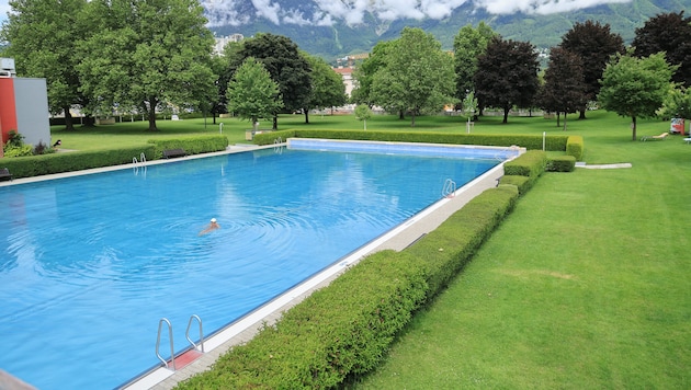 Am Dienstag schaute die „Tiroler Krone“ kurz beim Tivoli in Innsbruck vorbei, wo nur eine Wasserratte im Becken war. 