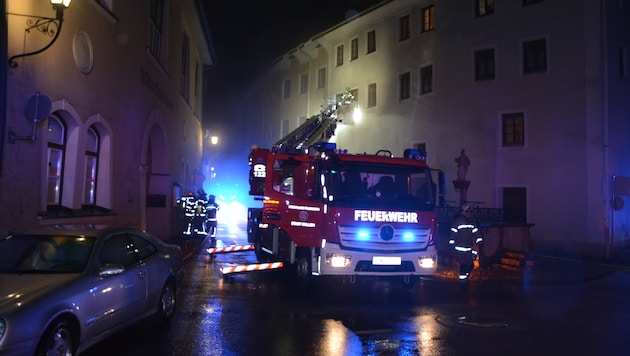 Die Feuerwehr war mit einem Großaufgebot vor Ort