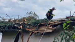Sturmschäden hielten die Feuerwehrkräfte auf Trab.