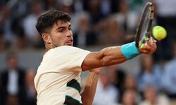 Carlos Alcaraz zog am Freitag ins Endspiel der French Open ein.