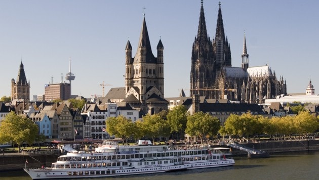 Köln hat Erfahrung mit Bombenentschärfungen, da die Stadt zu den am stärksten bombardierten Städten des Zweiten Weltkriegs gehörte. (Bild: Jürgen Feldhaus - stock.adobe.com)