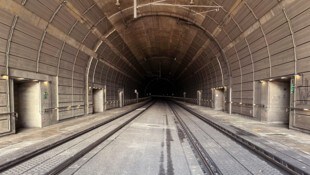 Die Reparaturen werden planmäßig abgeschlossen.