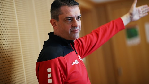 Viktor Kassai gibt in Österreichs Schiedsrichterwesen die Richtung vor.
