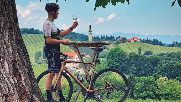 Ein Glas südsteirischer Traubensaft macht müde Beine munter.