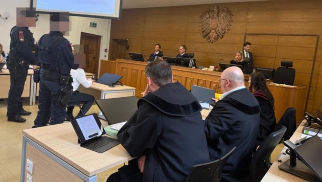 Der Prozess um den tödlichen Schuss in der Spittaler Kaserne hat begonnen. (Bild: Wassermann Kerstin)