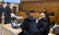Der Prozess um den tödlichen Schuss in der Spittaler Kaserne hat begonnen.