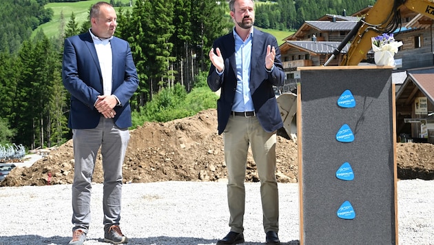 Reiteralm-Geschäftsführer Daniel Berchthaller und Landeshauptmann-Stellvertreter Stefan Schnöll waren beim Spatenstich dabei.