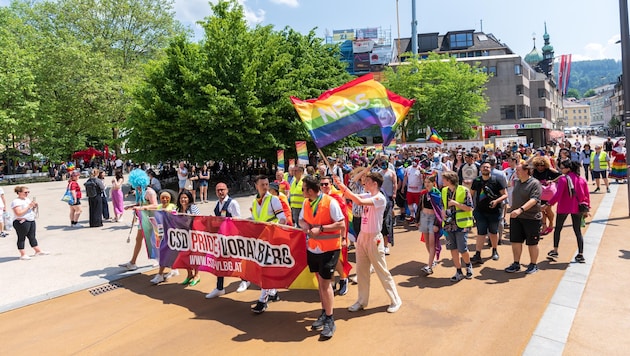 Die Pride Parade – ein Zeichen für Toleranz und Solidarität.