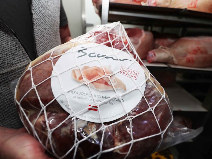 Neben den Sorte „Pannonico“, „Reserva“, Tradizionale“ und „Coppa“ ist auch der „Wulka Lardo“ zu empfehlen, ein Rückenspeck, der sich als Vorspeise eignet, aber auch als würzige Zutat für viele Gerichte.