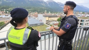 Seit genau 20 Jahren haben die Beamten der MÜG in Innsbruck den Überblick. (Bild: Birbaumer Christof)