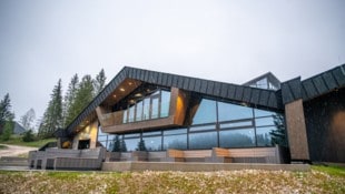 Die Pleite des Hotelbetreibers drückt in Oberösterreich zwar aufs Gemüt,  auf die Auslastung der Hotelbetten hat sie aber keine Auswirkung. (Bild: Kerschbaummayr Werner)