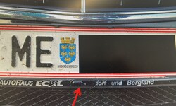 Laserblocker sind illegal, ihre Montage auf Autos wenig ratsam.