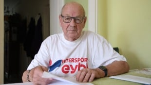 Jeder Tag eine Qual: Walter Höfferer muss fast sechs Monate auf seine Operation warten (Bild: Tröster Andreas)