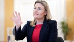 Als Ministerin von 2020 bis 2025 unter anderem für Frauen, Familie und Integration zuständig: ...