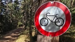 Auf vielen Wegen und Forststraßen herrscht Fahrverbot für Fahrradfahrer.