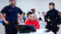 Der 52-Jährige sitzt nicht zum ersten Mal vor Gericht.