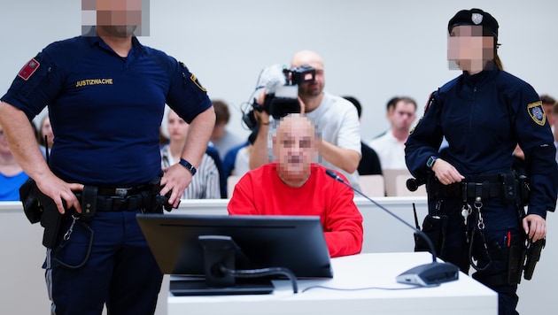 Der 52-Jährige sitzt nicht zum ersten Mal vor Gericht.