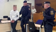 Der Angeklagte beim Prozess am Klagenfurter Landesgericht. Er war recht wortkarg, beteuerte ...