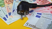 Die Pensionistin kann sich den Strom für ihren angeblichen Verbrauch nicht leisten.