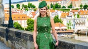 Die Prager Altstadt als perfekte Kulisse des Solo-Auftritts der niederländischen Königin.