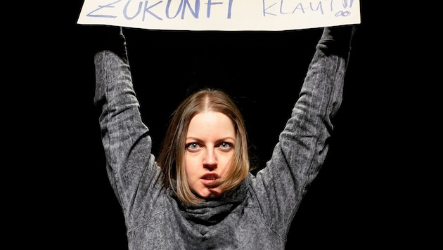Lisa Kröll als Umweltaktivistin im brisanten Jugendstück „Ausnahmezustand“