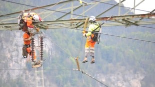Die 110-kV-Leitung über dem Siedlungsgebiet von Kramsach wurde abmontiert.