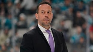 Marco Sturm ist der erste deutsche Chefcoach der NHL.