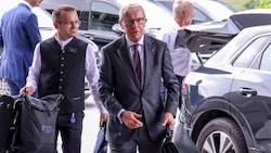 Landeshauptmann Wilfried Haslauer bei der Ankunft in Leogang (Bild: Tröster Andreas)
