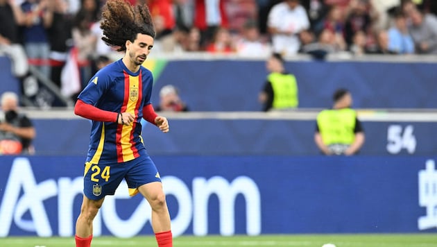 Marc Cucurella wurde mit Pfiffen in der MHPArena empfangen.