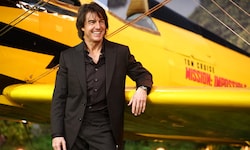 Keiner sprang so oft mit einem brennenden Fallschirm aus einem Flugzeug wie Tom Cruise. Deshalb ...