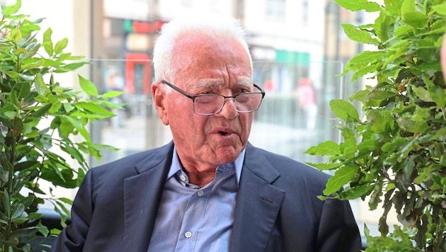 Frank Stronach bei einem Besuch im Vorjahr, auch vor Kurzem war er in Österreich.