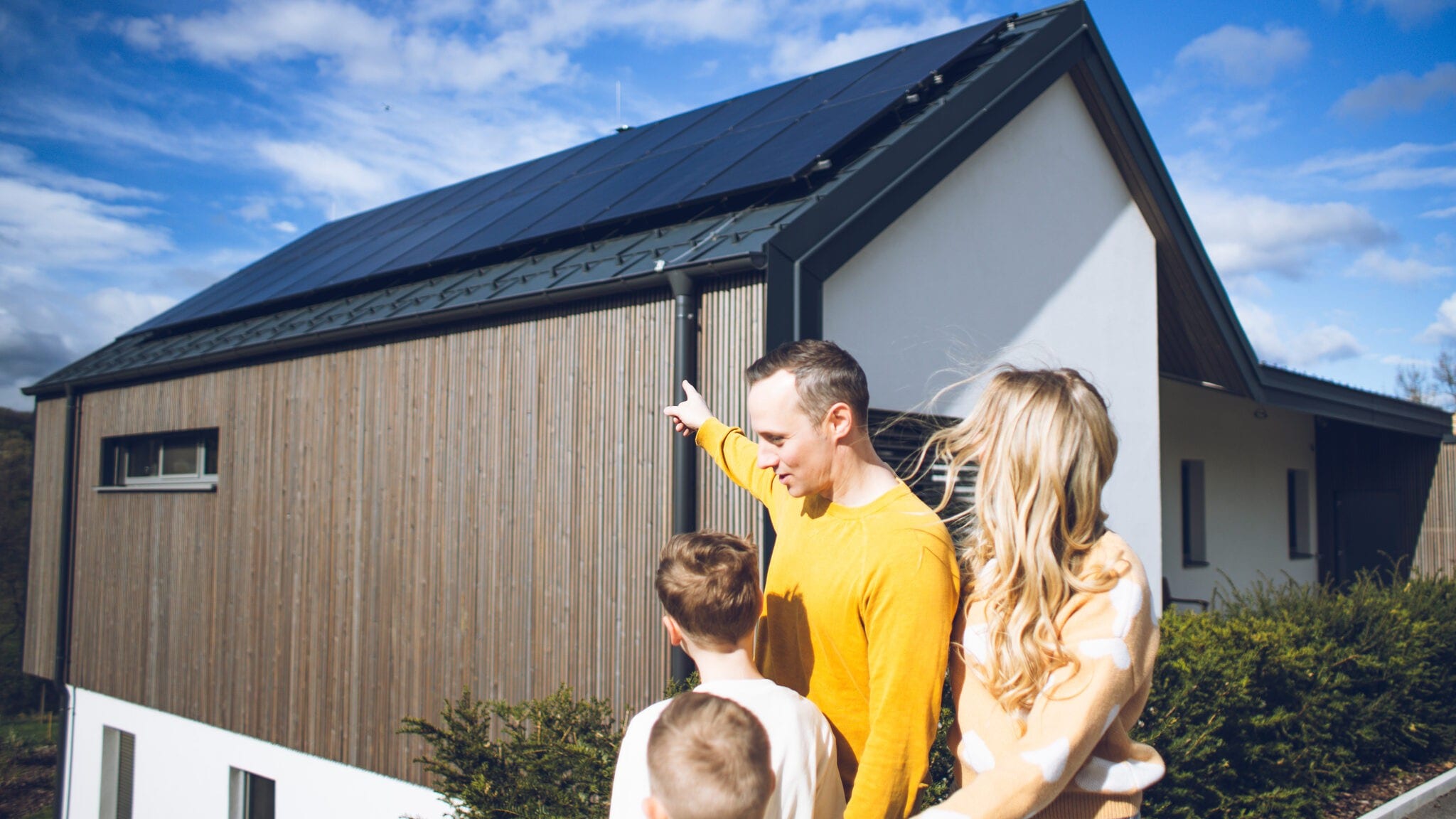 Werbung - „hut ab! “ so überzeugt krone sonne die kunden 2026 - justiz Werbung - „hut ab! “ so überzeugt krone sonne die kunden 2026 full die sonne liefert ihre energie gratis. Doch bis daraus strom fürs eigene zuhause wird, braucht es mehr als ein paar... Iustitia. Bg werbung - „hut ab! “ so überzeugt krone sonne die kunden 2026 2026-08-23 03:47:48 justiz