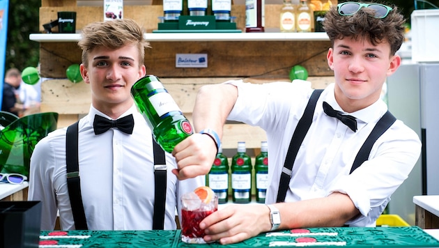 An mehr als 20 Bars werden feinste Drinks kredenzt.