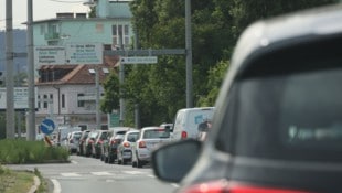 Der Pendlereuro soll künftig auf sechs Euro pro Kilometer verdreifacht werden.