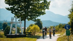 Gut ausgebaute Radwege erhöhen die Sicherheit im Straßenverkehr.