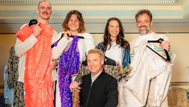 Haute Couture für Reichenaus“Der Gott des Gemetzels“: Werths, Häßle, Kutoğlu, Köstlinger und Maurer (v. li.).