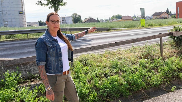 Kathrin J. hatte die Kadaver am Donnerstag auf der Simbacher Landesstraße in Braunau gefunden. Sie vermutet eine absichtliche Tötung.