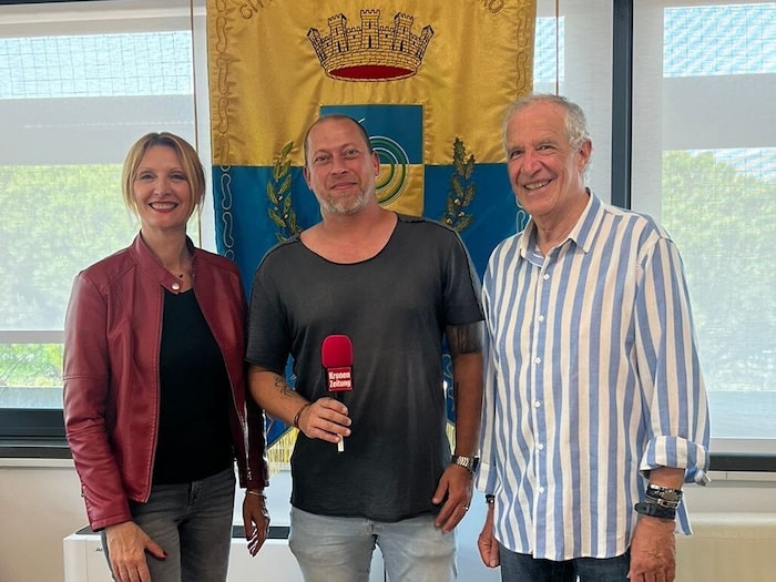 Bürgermeisterin Laura Giorgi und Stadtrat Massimo Brini im Gespräch mit der „Krone“