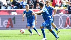 Danilo Mitrovic (li.) verlässt die Linzer.