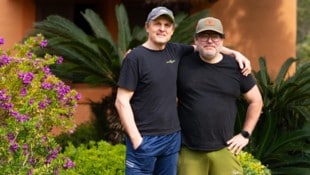 Lorenz Gisch (li.) und Franz Waldherr auf Ibiza. Sie installierten hier eine ...
