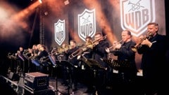 „Anton aus Tirol“ aka DJ Ötzi tritt beim Woodstock der Blasmusik auf! Seine Hits hört man dort ...
